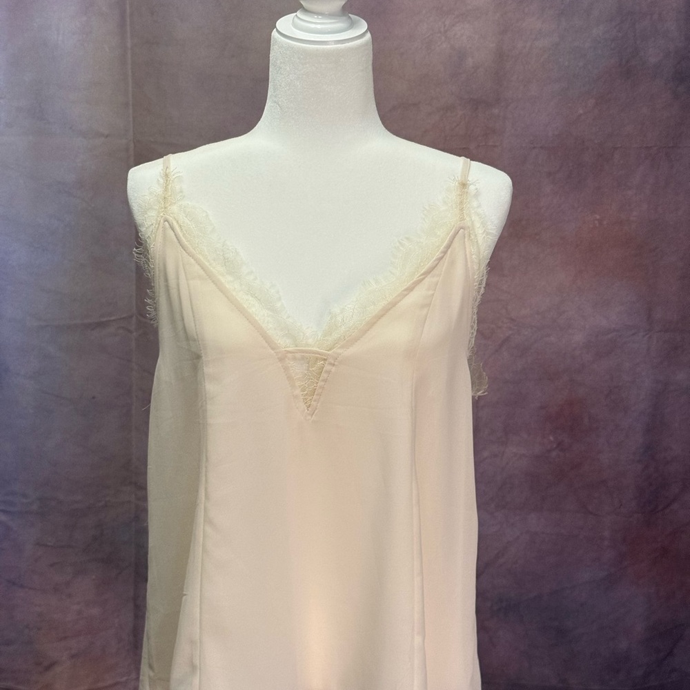 Listicle Ivory Lace Top